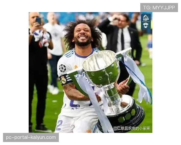 官方：莱万特传奇后卫波斯蒂格宣布将在赛季末正式挂靴